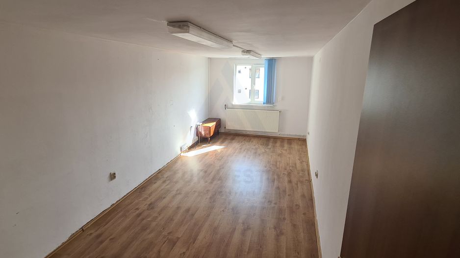 Spațiu birouri 68 mp utili 4 camere hol acces si balcon Bvd Victoriei - Poză 8