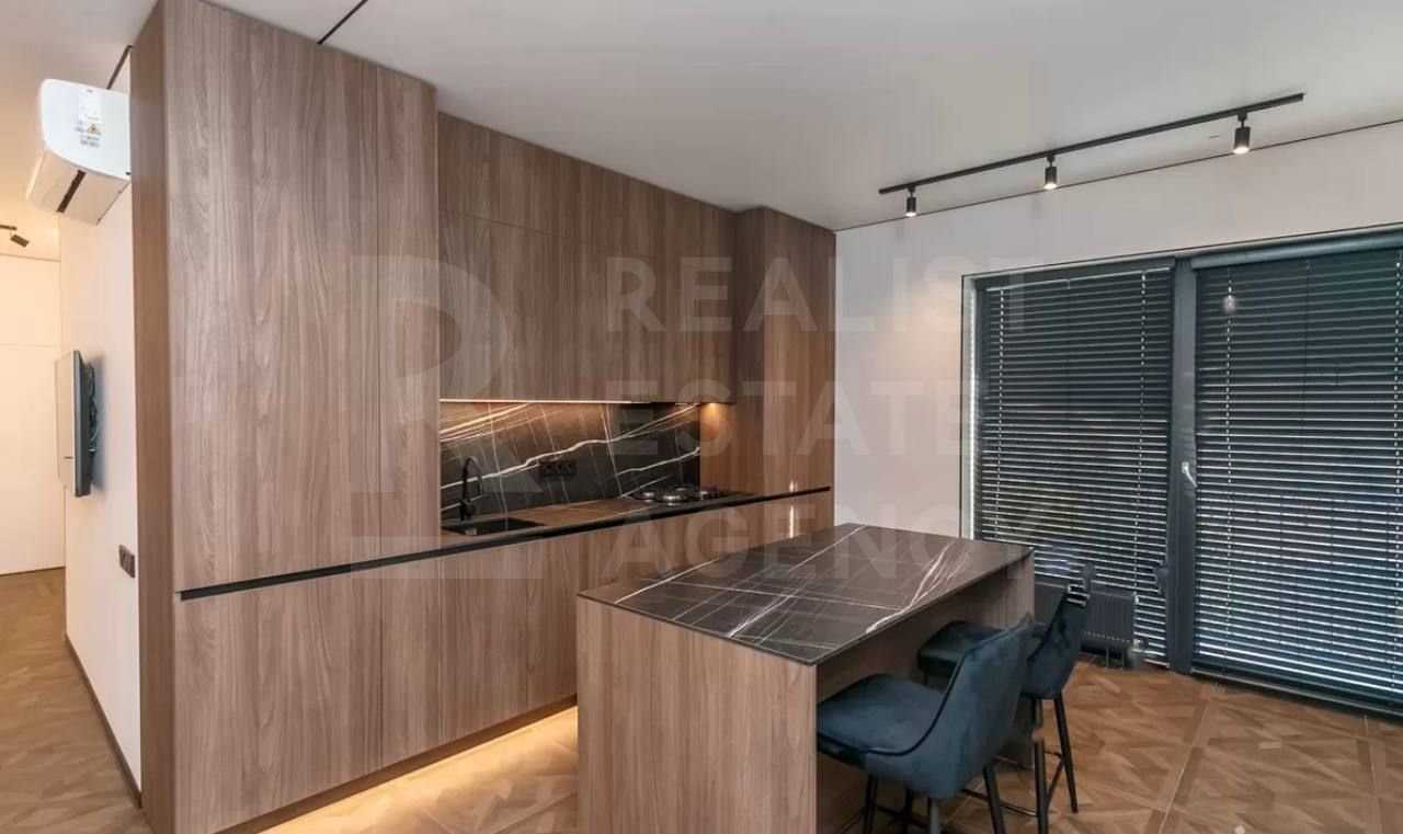 Chirie apartament, 3 camere, str. Lacului, Centru - Poză 1