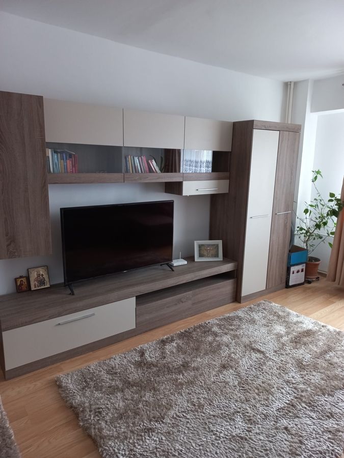 Închiriere garsonieră decomandată – Calea 13 Septembrie - Poză 1