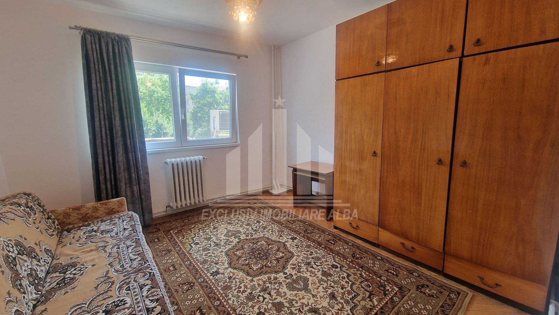 Apartament cu 3 camere de inchiriat, Centru - Poză 2