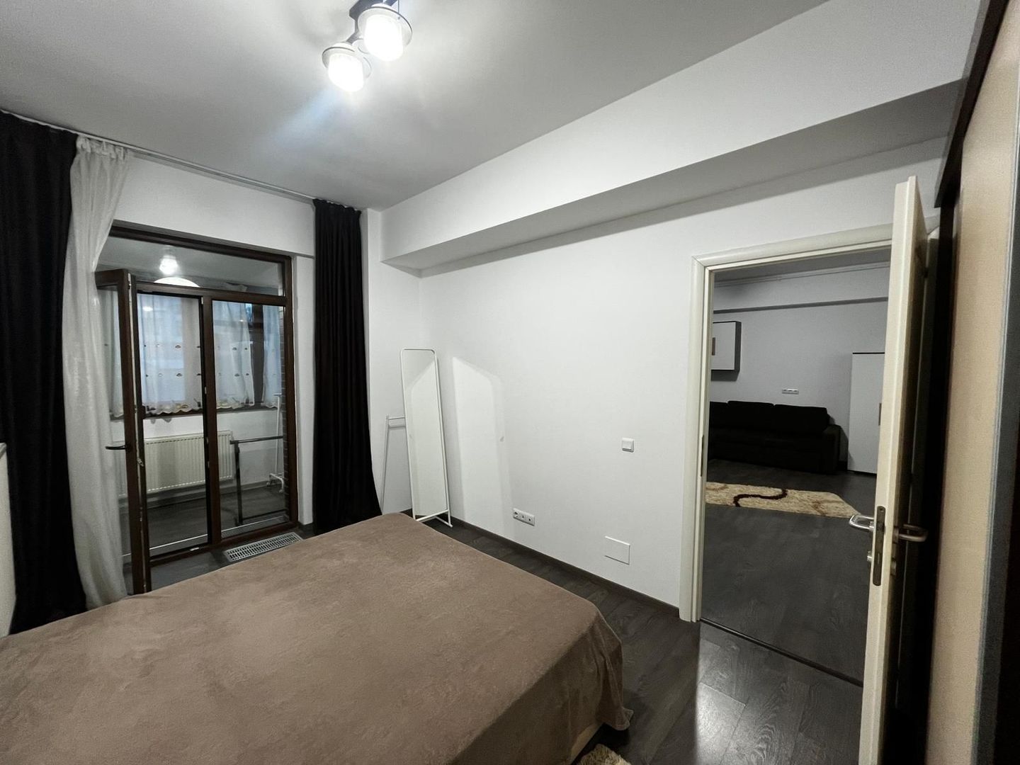 Apartament spațios 2 camere, 2 băi, centrală, bloc nou, parcare, metrou - Poză 7