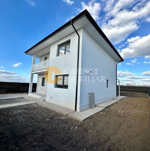 Casa 5 camere - 2 bai - P+1 - La asfalt - 120mp utili - Poză 8