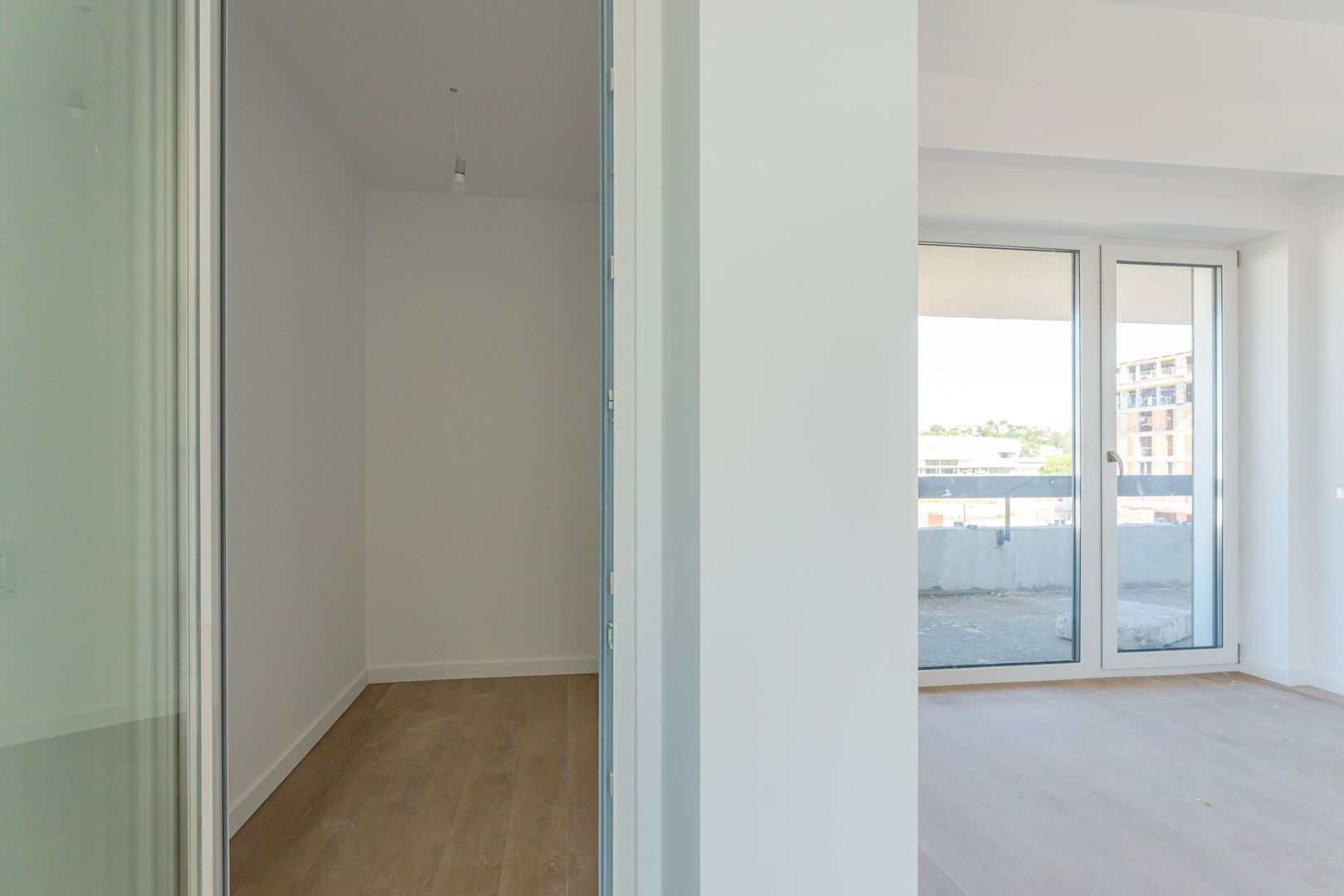 Apartament modern cu 2 camere și balcon generos | Zona Bartolomeu - Poză 7