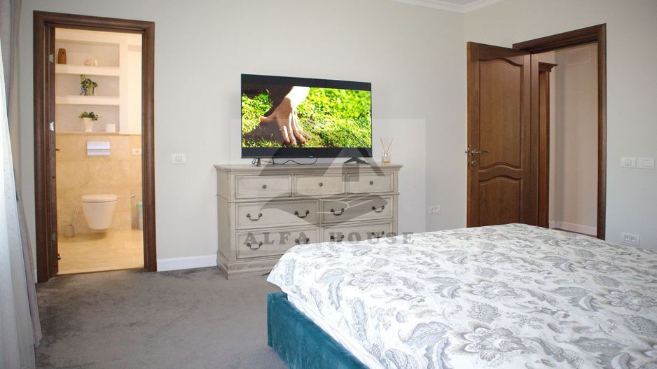 Casa deosebita cu 4 camere, 228 mp, Brașov - Cartierul Stupini - Poză 17