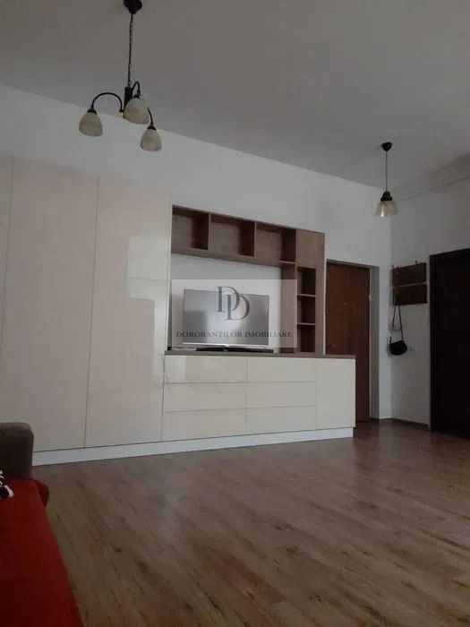 Apartament 2 camere de inchiriat --PARCARE-Centru- zona Platina/USMV - Poză 2