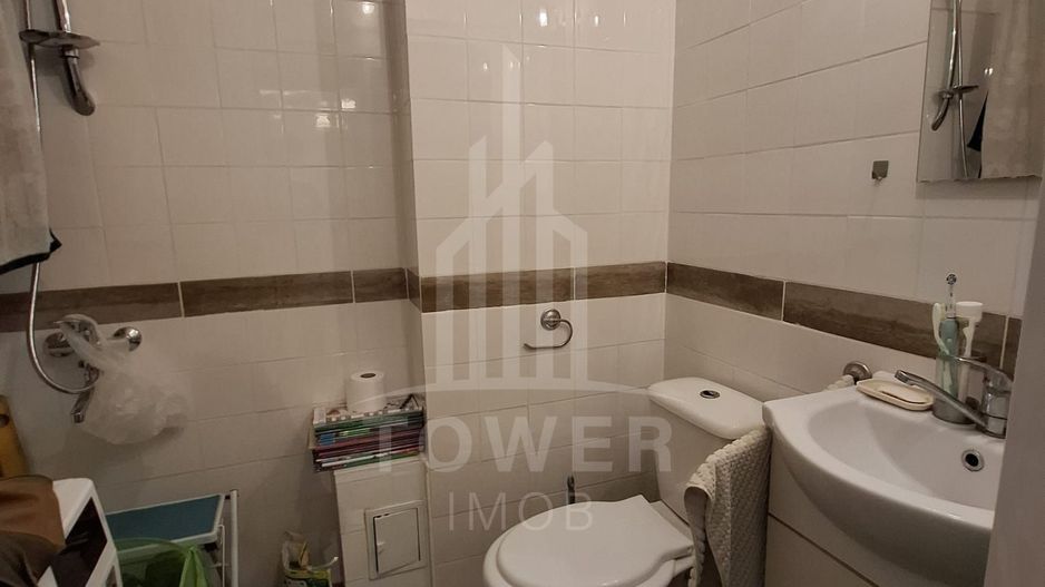 Apartament 4 camere -etaj 1, zona V. Aron - Poză 17