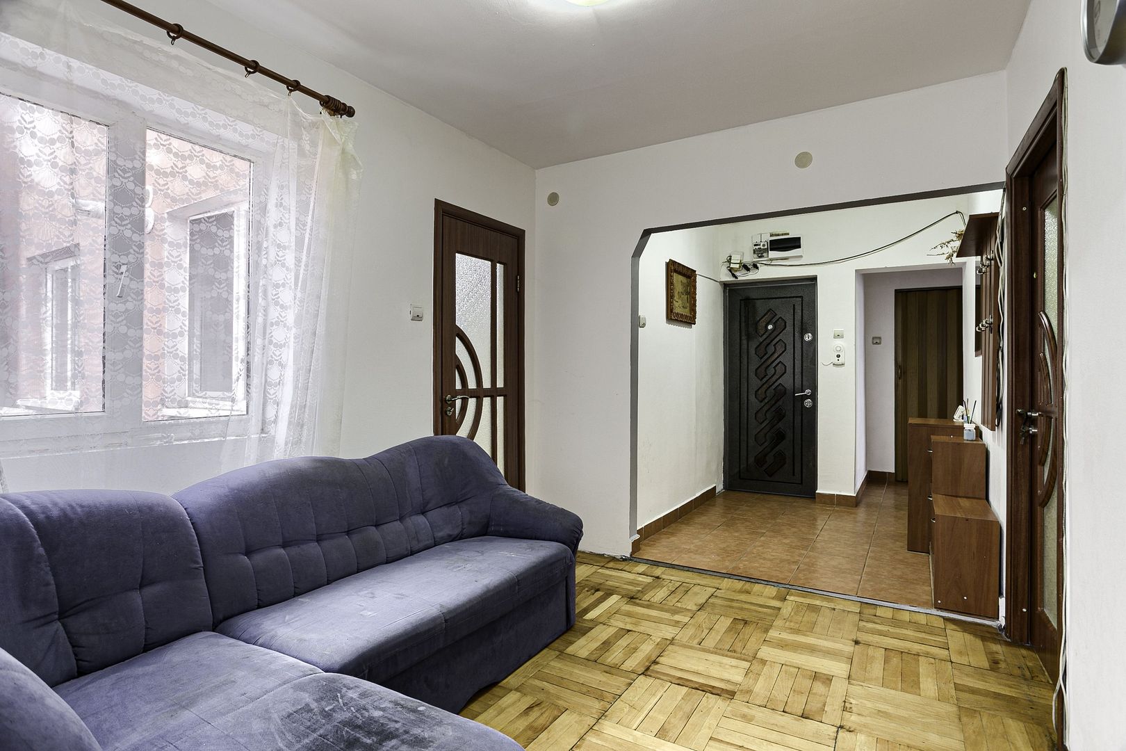 Proprietate Vândută Apartament spatios cu 4 camere strada Fat Frumos - Poză 2