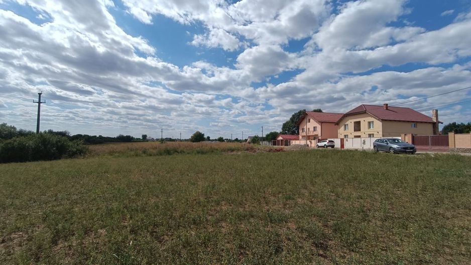 Descoperă o oportunitate rară: Teren intravilan- 2.000 mp în Zădăreni - Poză 1