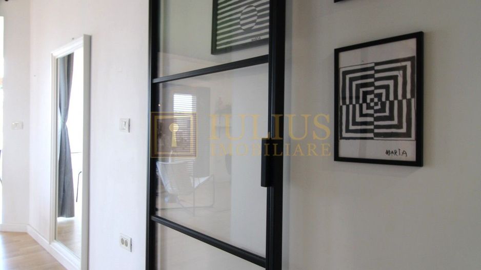 3 camere, ultracentral, centrala proprie - Poză 13