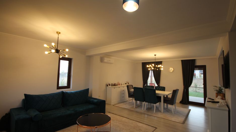 Modern si primitor - Poză 5