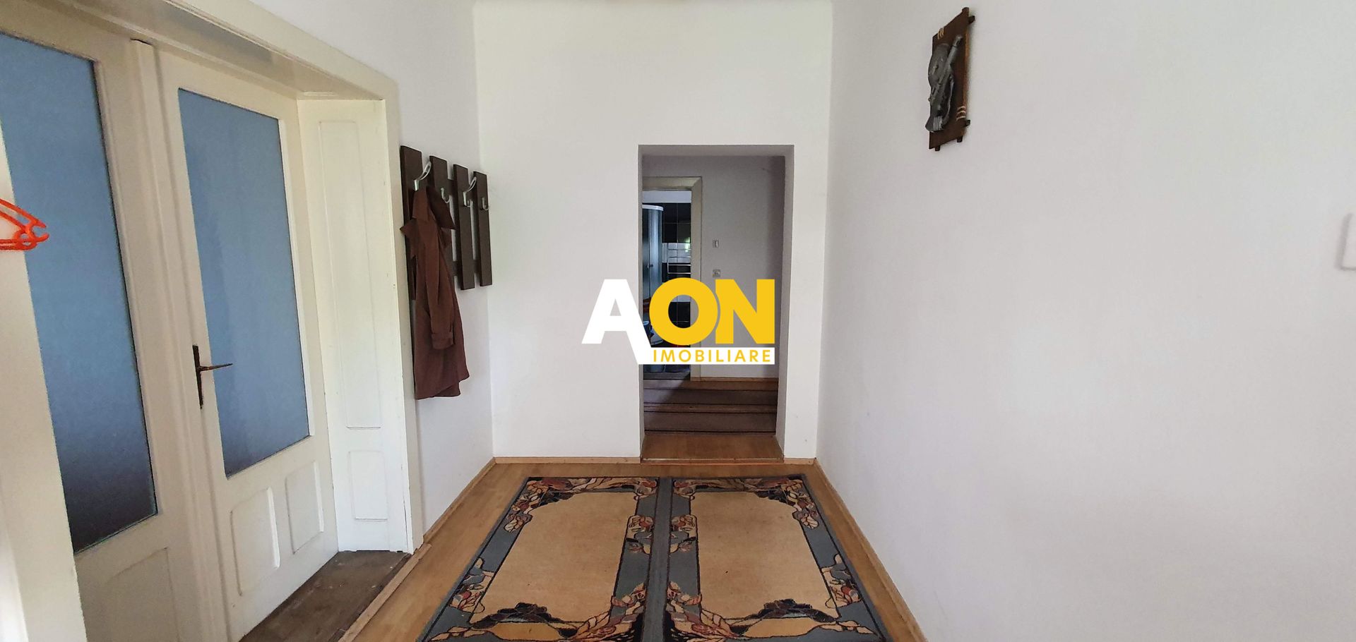 Casa cu 3 camere, 600 mp teren, deschidere la doua strazi, Centru - Poză 5