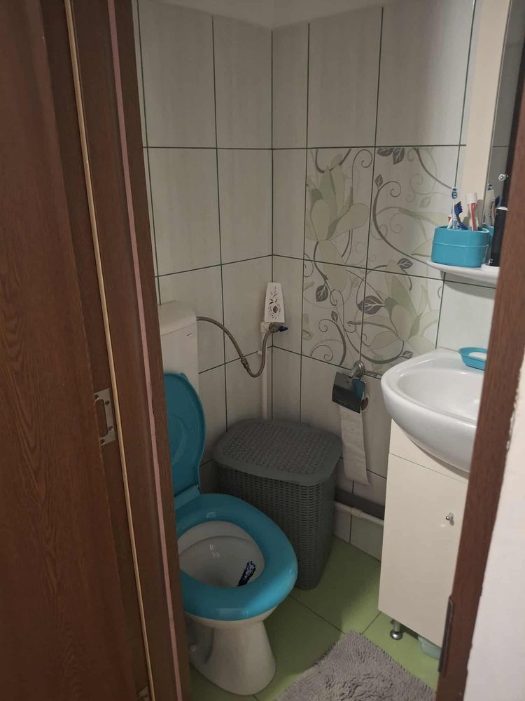 Închiriez Apartament cu 3 camere, centrala proprie, prima închiriere, lângă Obor - Poză 4