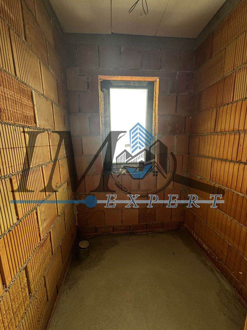 Casa in proces de finisaj de vânzare in Sebeș - Poză 9