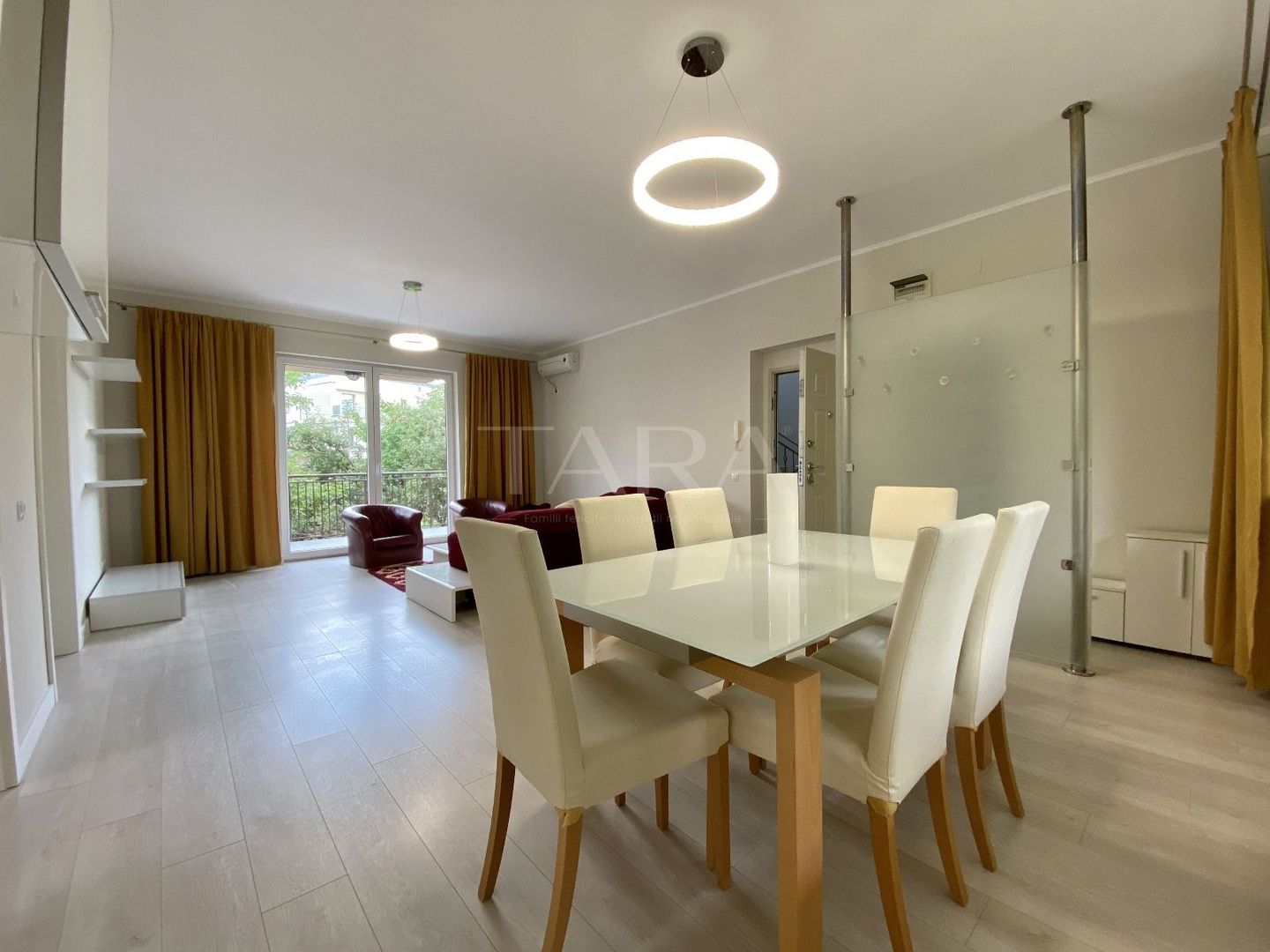 Oportunitate excelentă! Apartament in vilă, 5 camere. - Poză 7