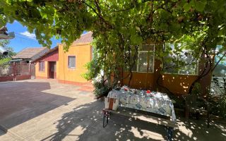 casa individuala Varias apa centrala pe gaz canalizare 1500mp - Poză 4