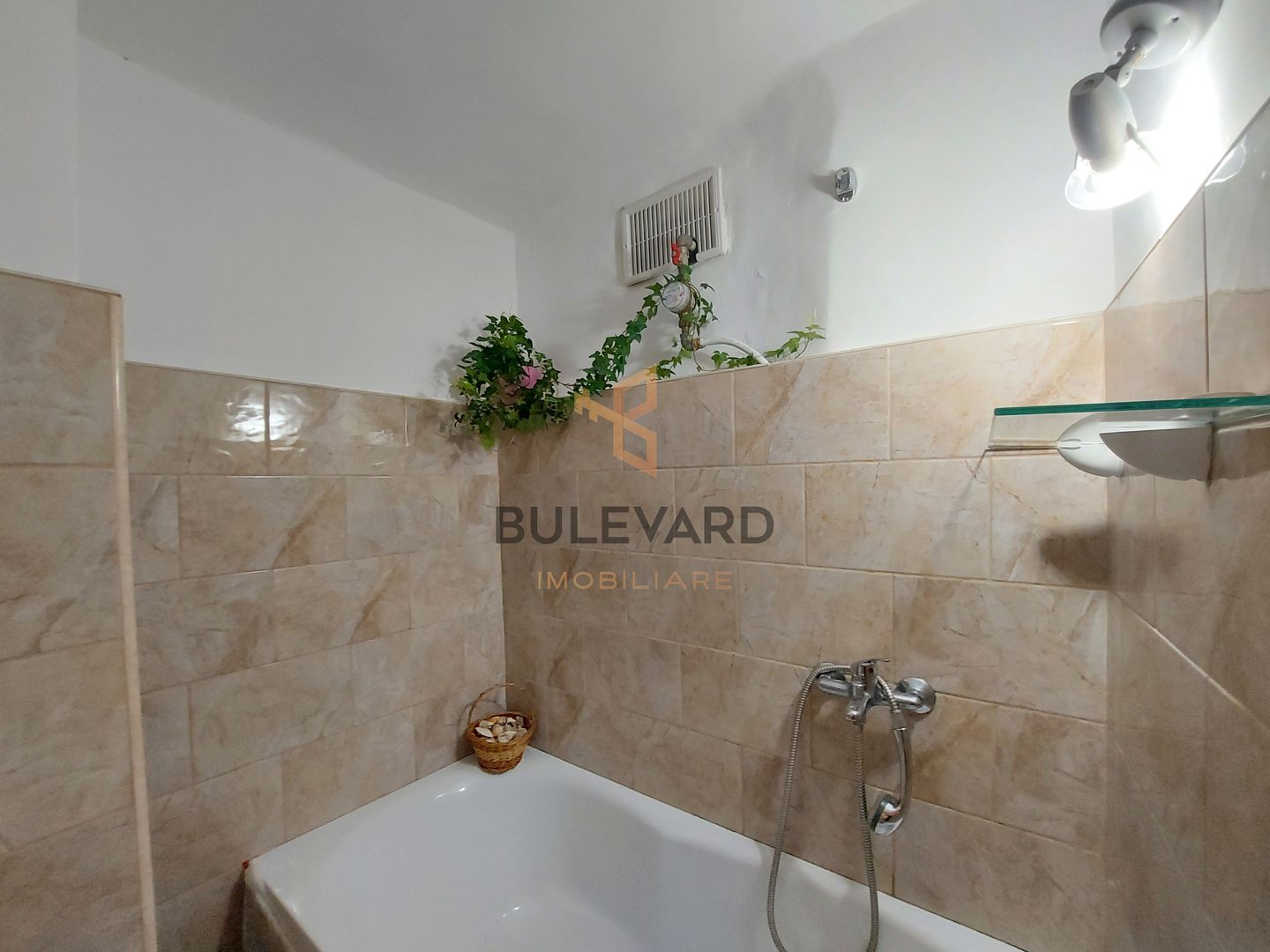 Apartament cu o camera in zona ultracentala! - Poză 3