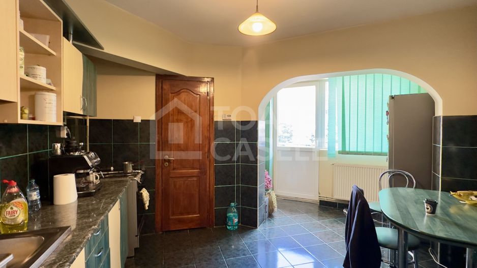 Apartament 2 camere, decomandat, zona Fabricii - Poză 3