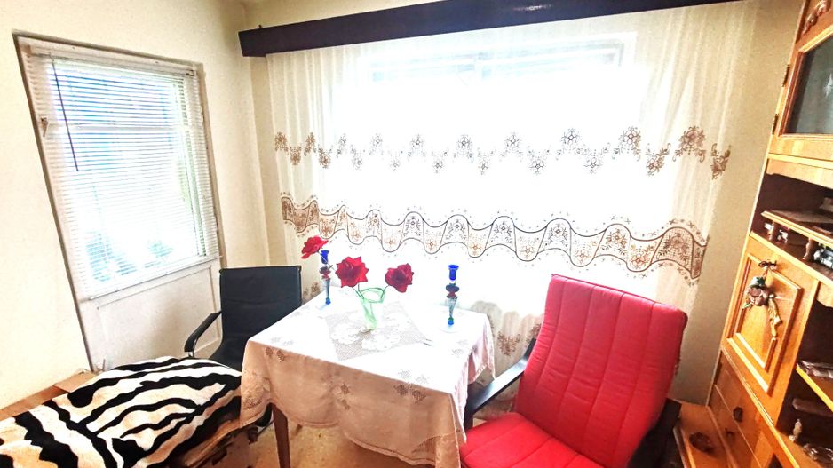 3 Camere, Central, Ideal pentru Familie, Liniste, An '81 - Poză 16