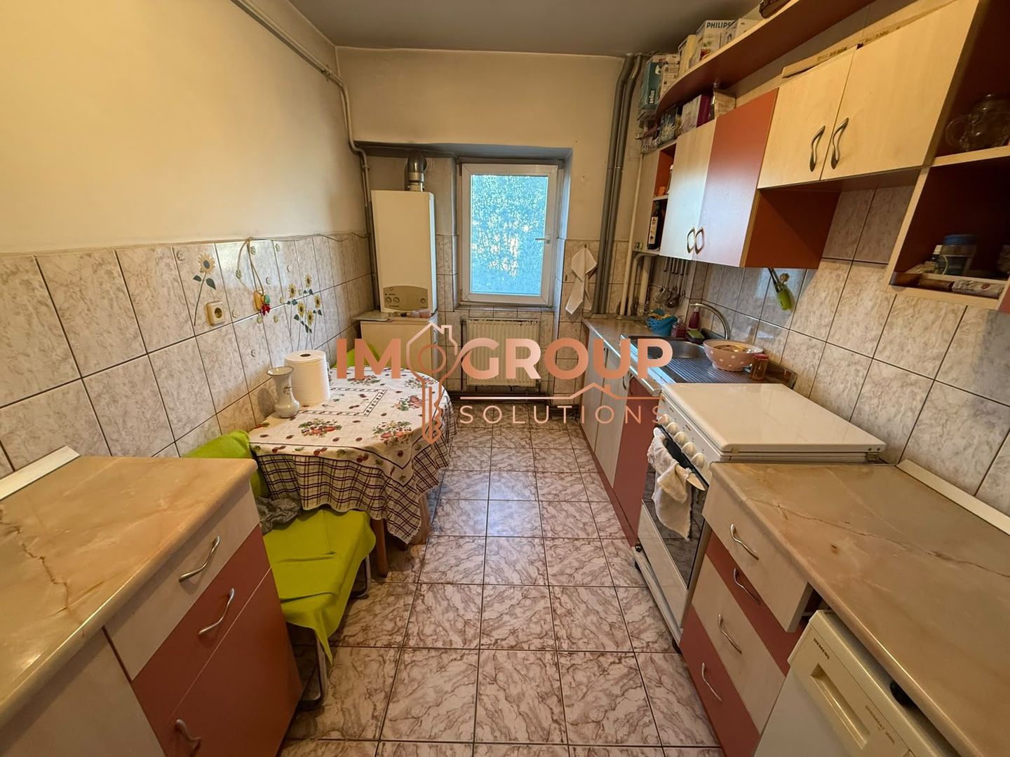 SOCOLA - BLOC 1980 - ETAJ INTERMEDIAR - APARTAMENT CU 3 CAMERE 2 BAI - Poză 6