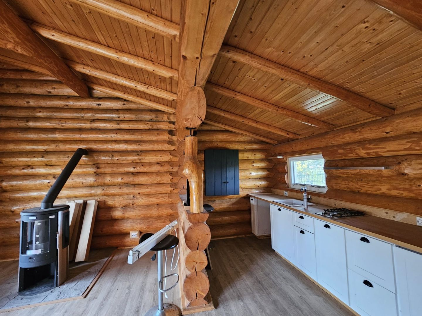 Casă din bârne, construcție 2012, Cotmeana,  DN 7, Pitesti - Valcea - Poză 19