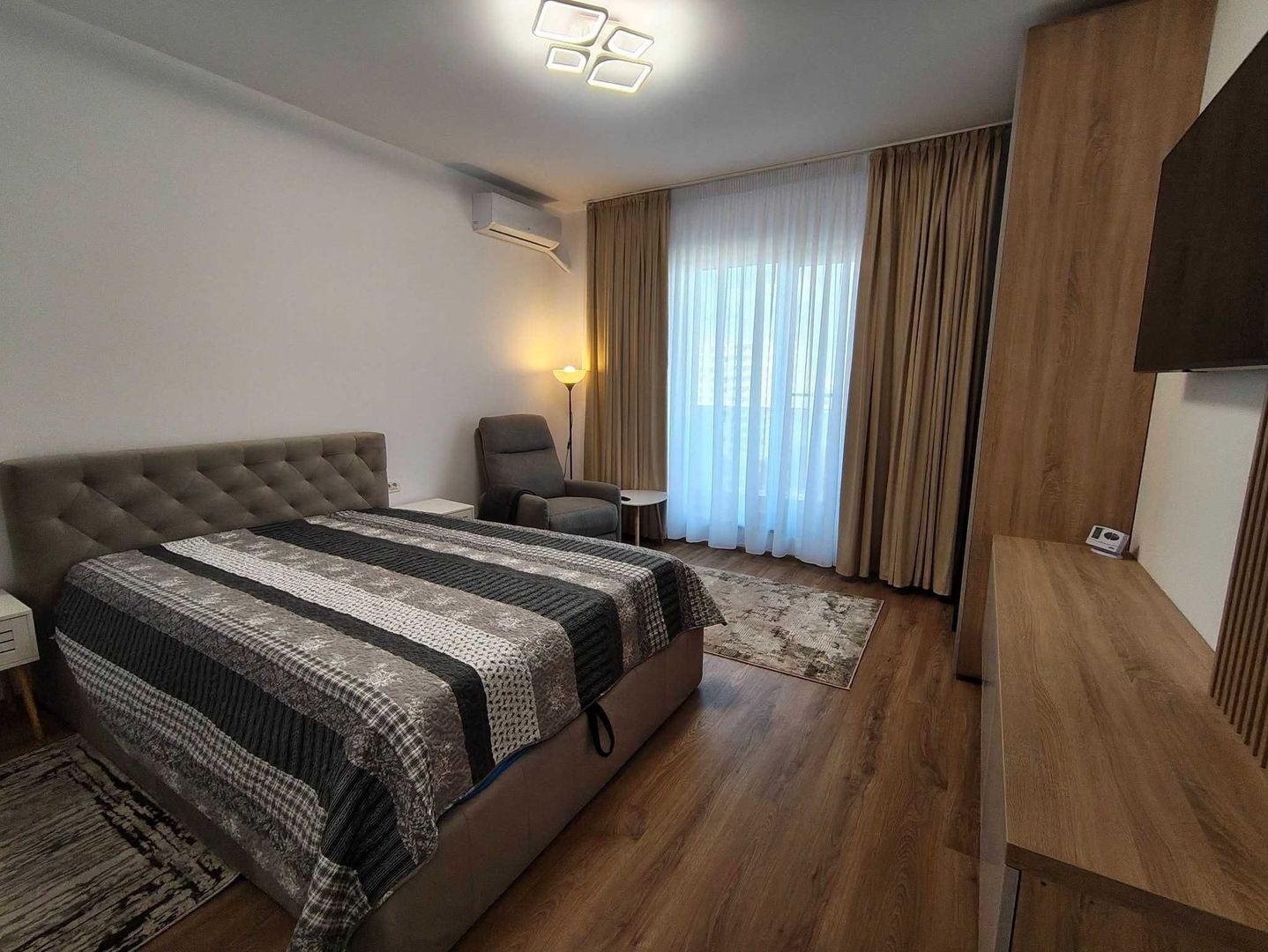 Inchiriere garsoniera Plaza Residence Faza 5 - Poză 3