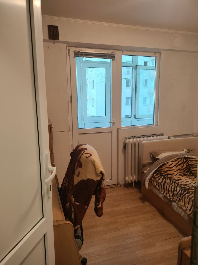 Proprietar închiriez apartament cu doua camere in zona Teiul Doamnei - Poză 8