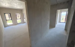Duplex semifinisat, 4 camere,  250 mp teren, zona Schit - Poză 16