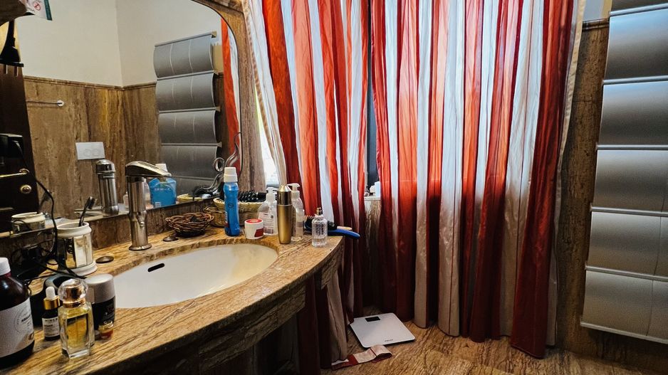 Vila cu 7 camere - Dumbravita - Zona Cora - Poză 17