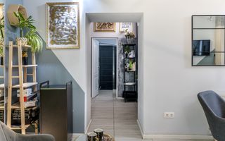 Ultracentral! Apartament renovat complet, in cladire istorica - Poză 10