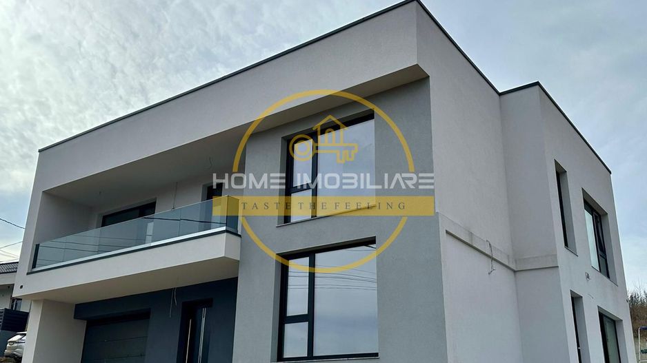 Vila Barnova 238 mp - Poză 1