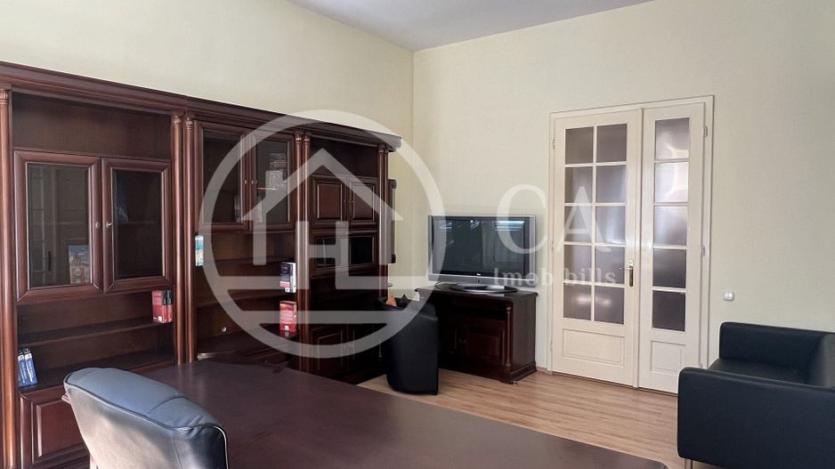 Apartament cu 3 camere de inchiriat Ultracentral Oradea - Poză 14