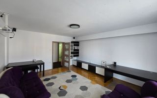 Apartament 3 camere,  Zona Lipovei, Decomandat, 72mp utili, Garaj cu CF - Poză 1