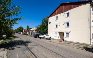 PRET NOU! Apartament 1 camera - renovat - Parneava, Arad - COMISION 0 - Poză 1