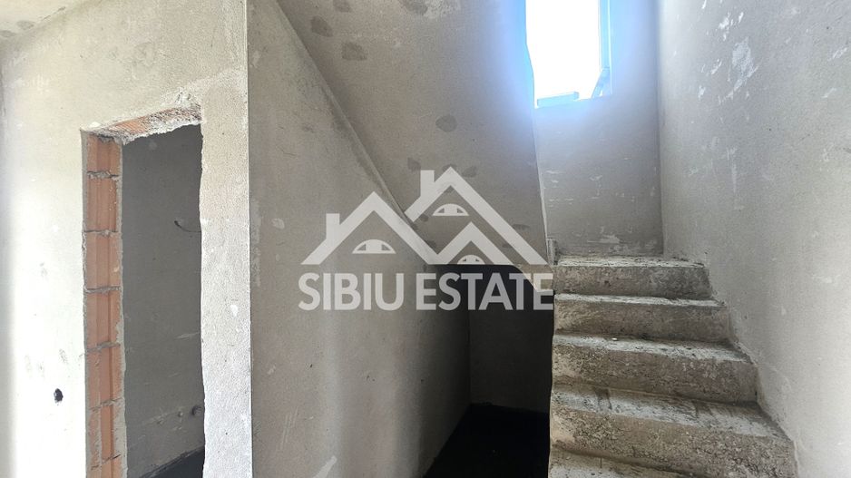 Casa 5 camere,  casa noua curte mare - Poză 9