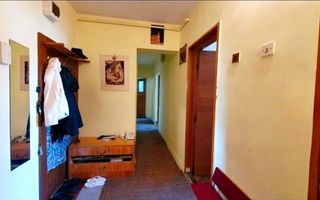 3 camere în Scriitorilor – spațiu generos, poziție excelentă, potențial ridicat - Poză 7