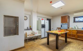 Vila cu piscina si garaj - 6 dormitoare - Pantelimon - Poză 42