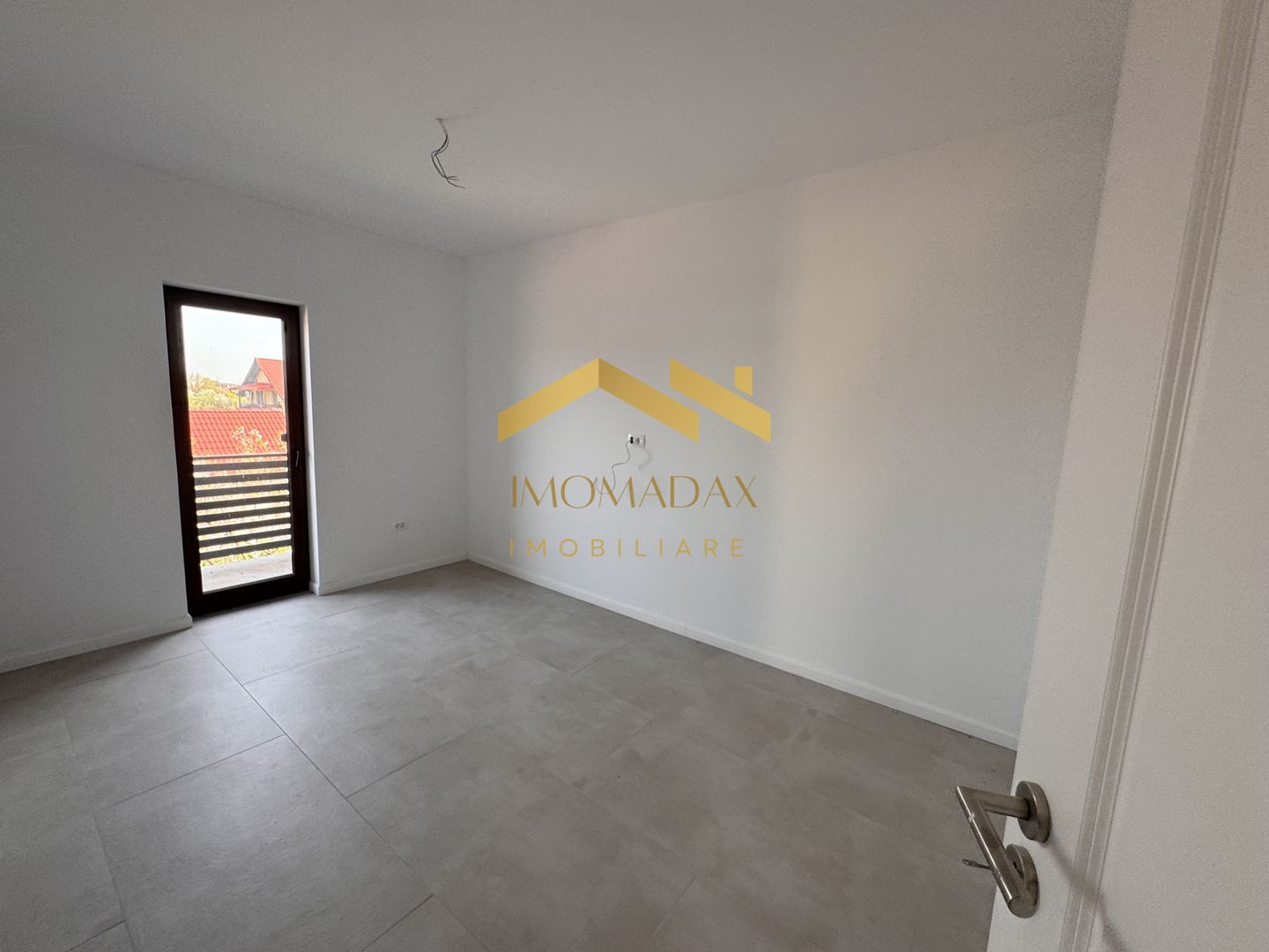 Utvin-4 camere-Predare la Cheie - Poză 18