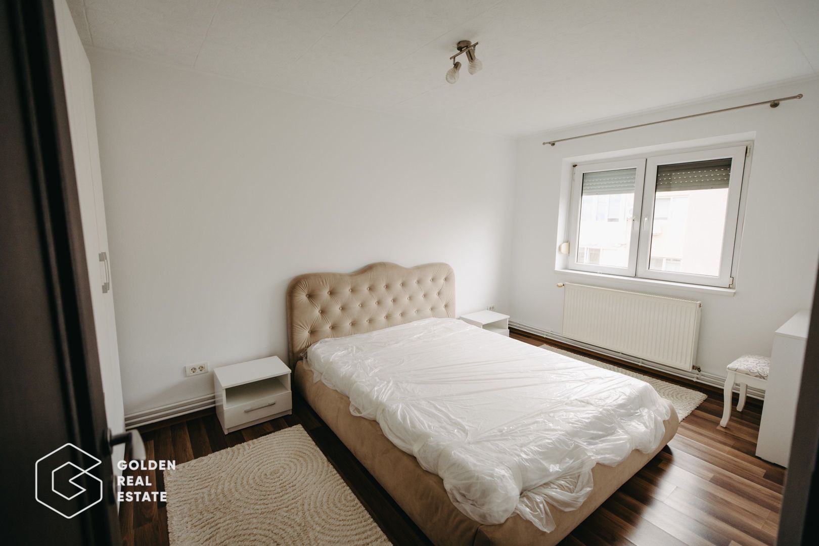 Apartament cu 4 camere, complet utilat și mobilat, zona Vlaicu - Poză 10