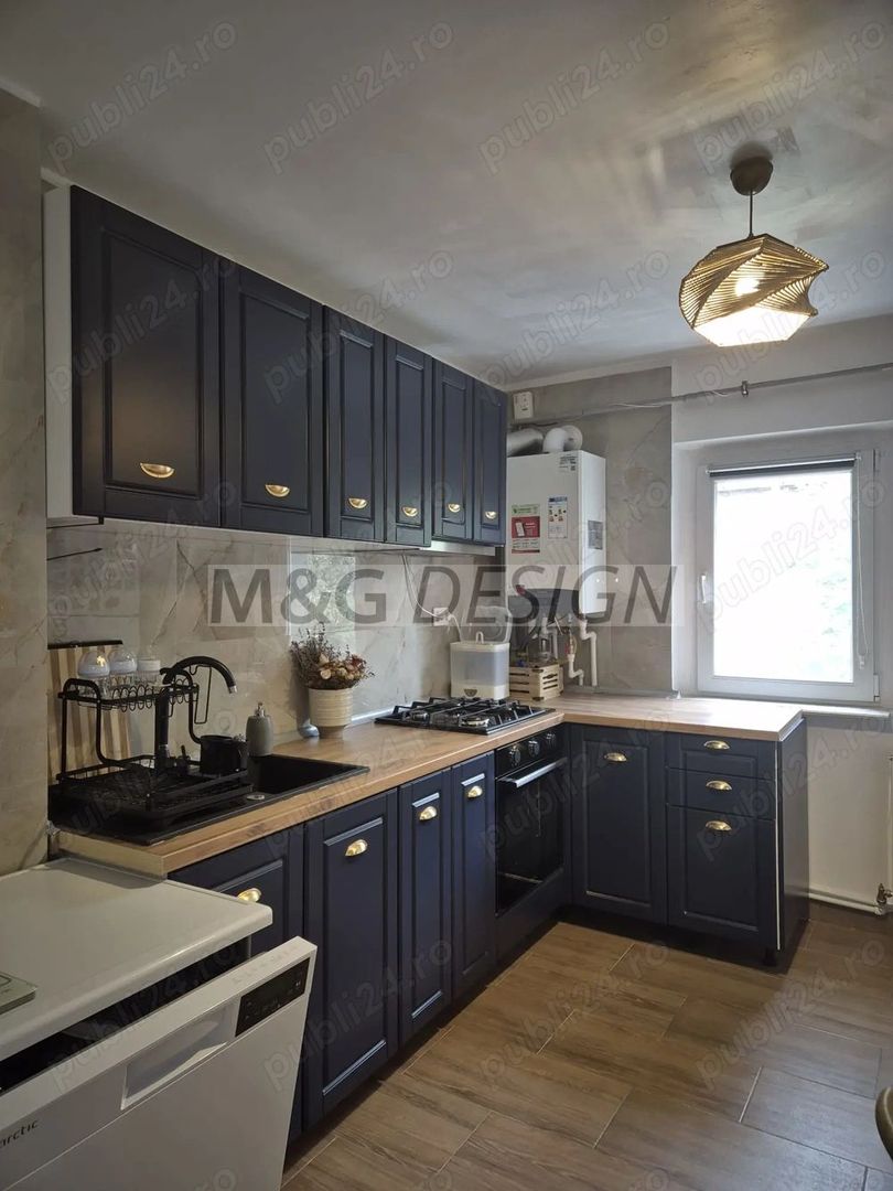 Apartament 3 camere Complex Studentesc cu centrala - Poză 1