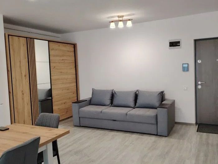 Închiriez apartament proaspăt finisat și utilat modern - Poză 6