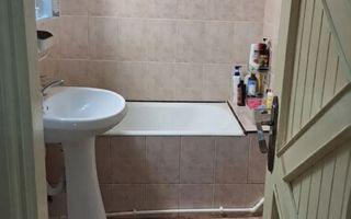 Apartament 3 camere  Sărari etaj 2 - Poză 7