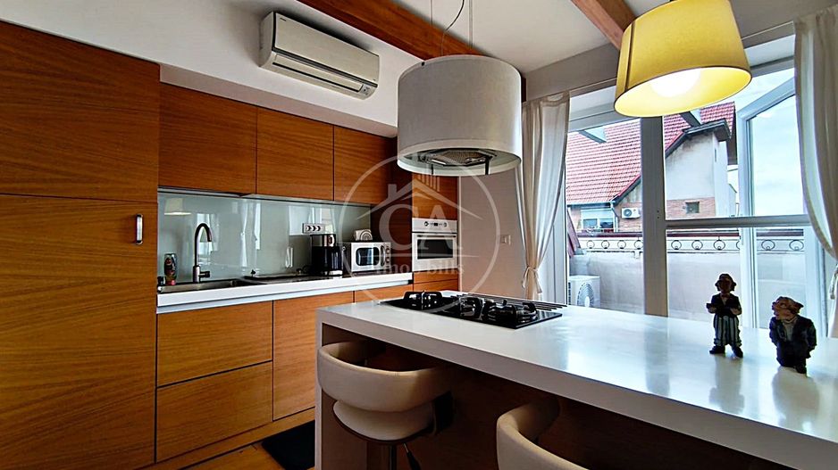 Apartament de vanzare cu 4 camere si terasa, Ultracentral, Oradea - Poză 8