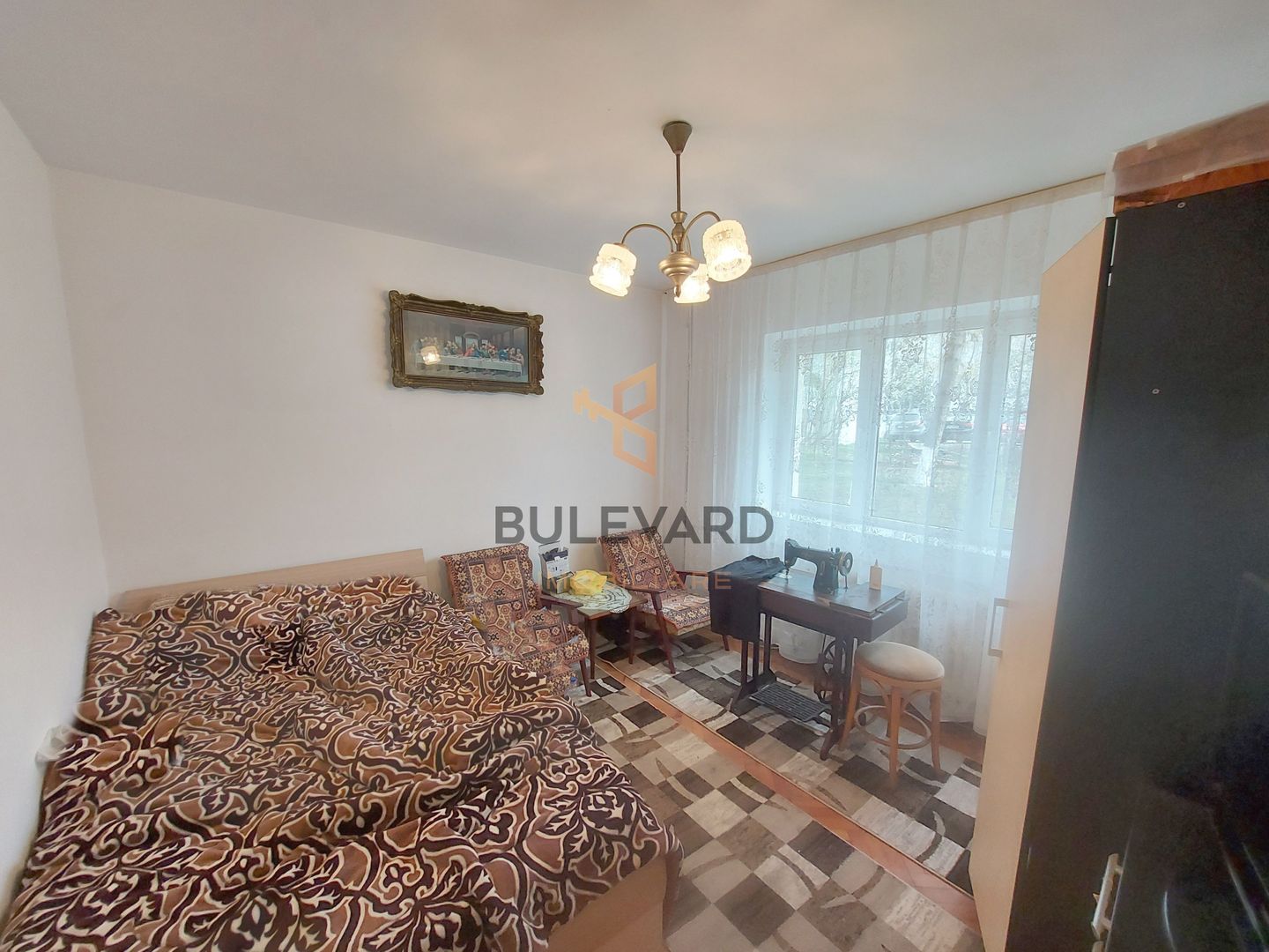 Apartament cu 2 camere,  52 mp,  zona strazii Peana! - Poză 3