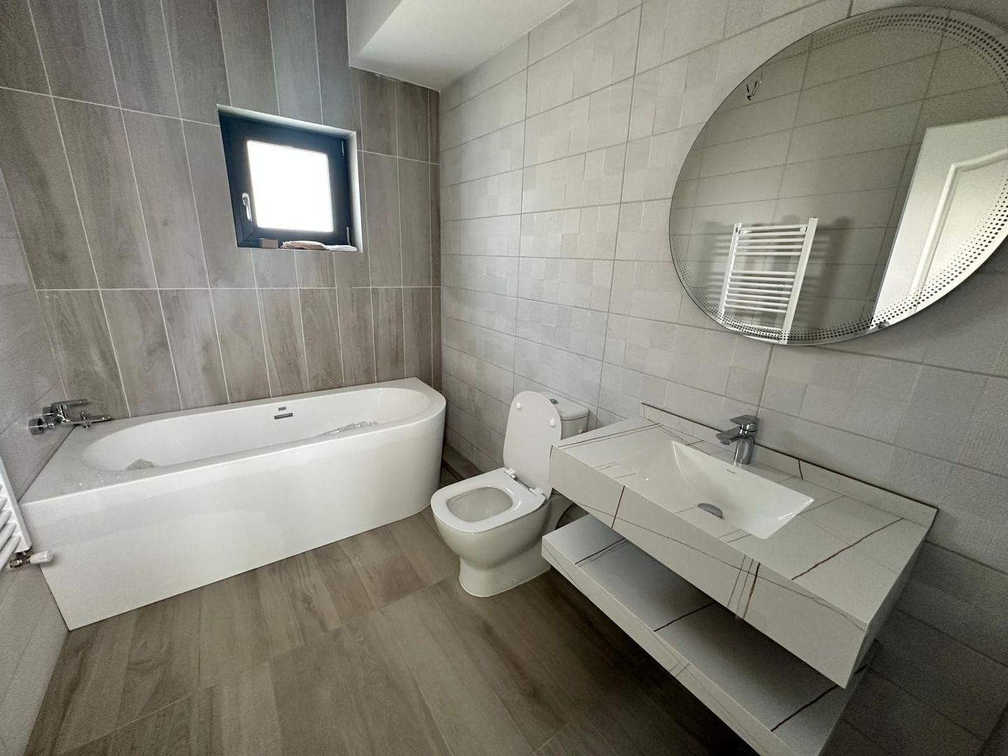 CASA SINGULARA, TOATE UTILITATILE, 4 CAMERE, TEREN 400 MP, COMISION 0% - Poză 19