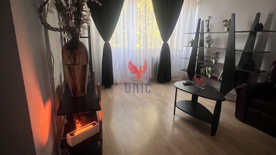 Decomandat, stradal, Calea Bucuresti etaj 1 - Poză 19