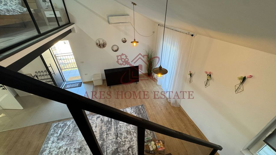 Apartament cu 2 camere, curte 120 mp, 2 locuri de parcare. - Poză 3