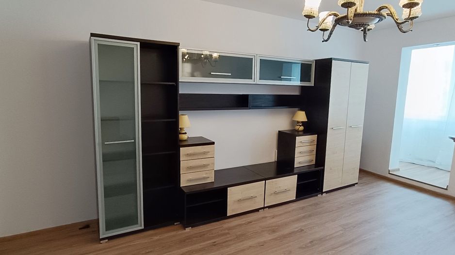 Apartament cu 2 camere decomandate, in cartierul Astra-Mercur - Poză 4