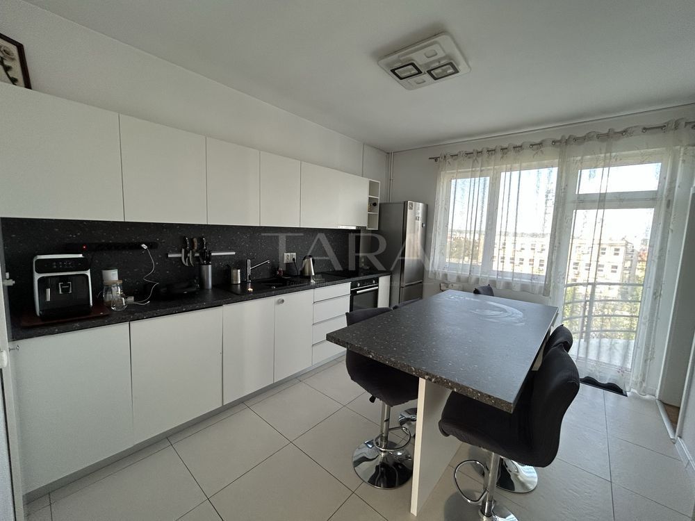 Casă spațioasă cu curte și livadă – Gheorgheni, - Poză 4