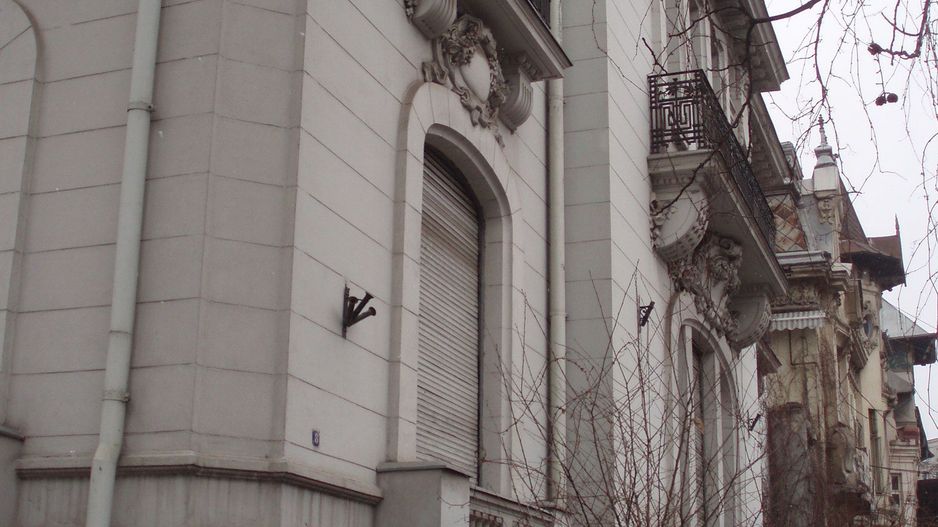 Vila 1000 mp teren 750 Romana Victoriei 16 camere - Poză 6