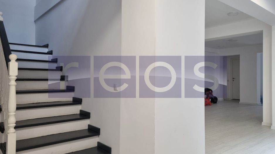 VANZARE VILA  CURTE INDIVIDUALA 7 CAMERE -Brancoveanu - Poză 9